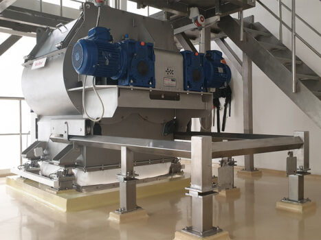 CPE bulk mixer inside a plant